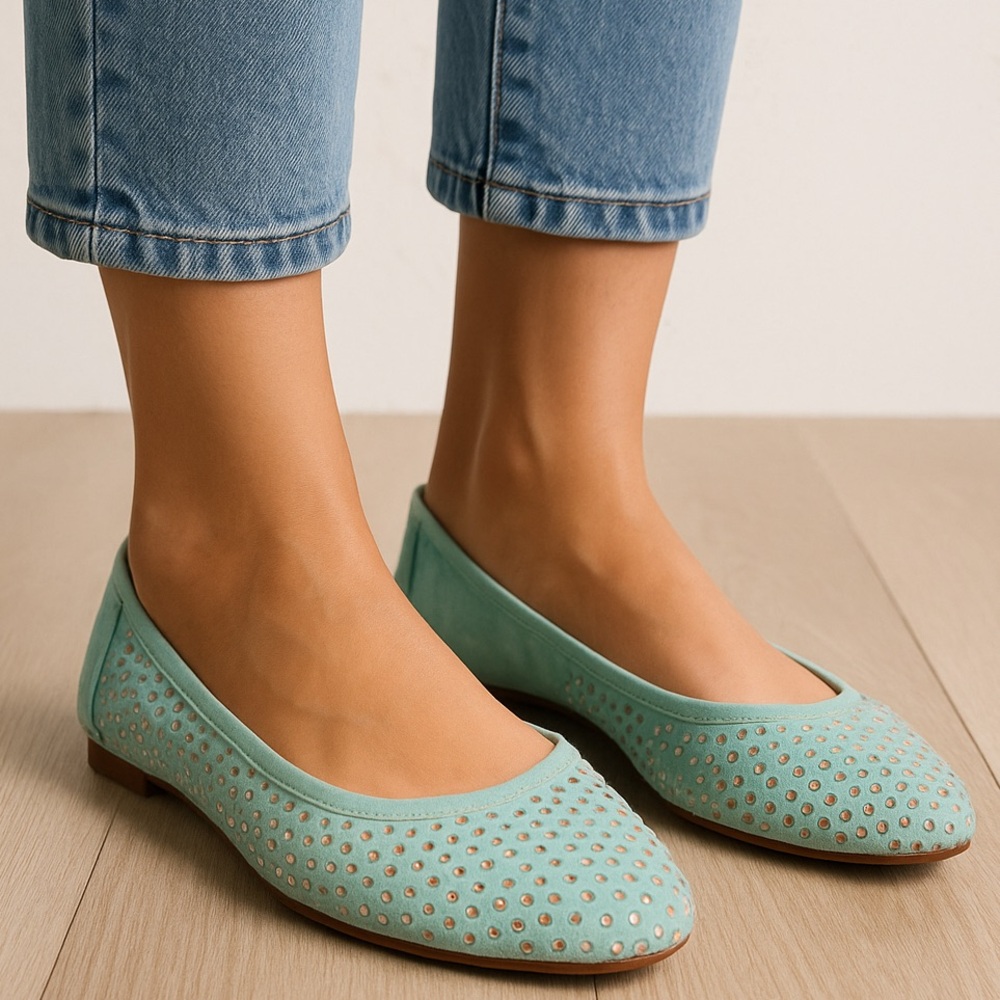 Antonio Melani Mint Suede Rhinestone Ballet Flats Size 8 - Picture 1 of 8
